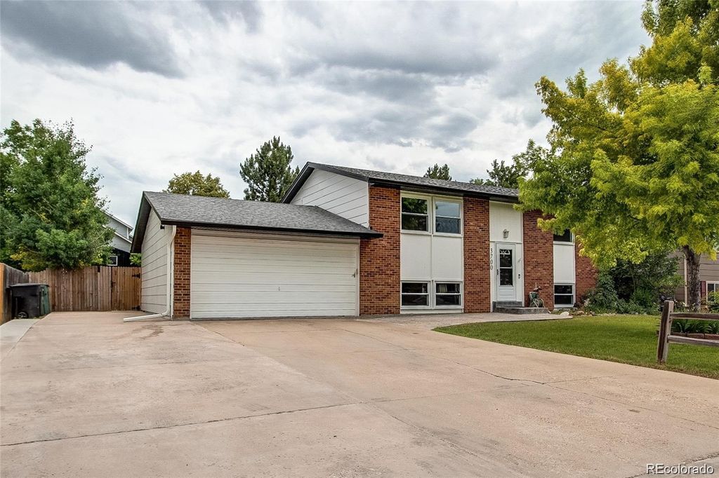 Photo of 3700 E 122nd Avenue, Thornton, CO 80241 (MLS # 6399655)