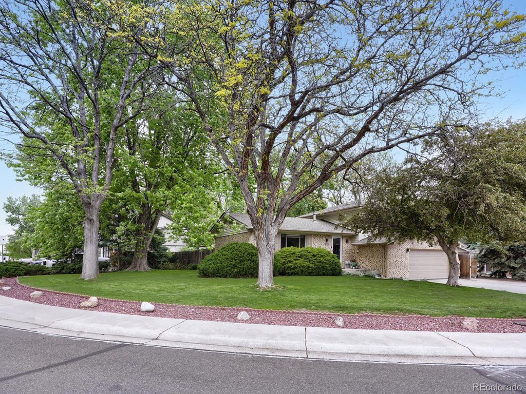 Photo of 9093 W Warren Drive, Lakewood, CO 80227 (MLS # 2426460)