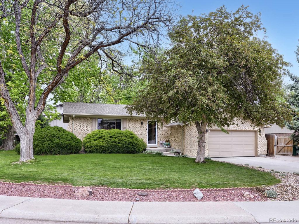 Photo of 9093 W Warren Drive, Lakewood, CO 80227 (MLS # 2426460)