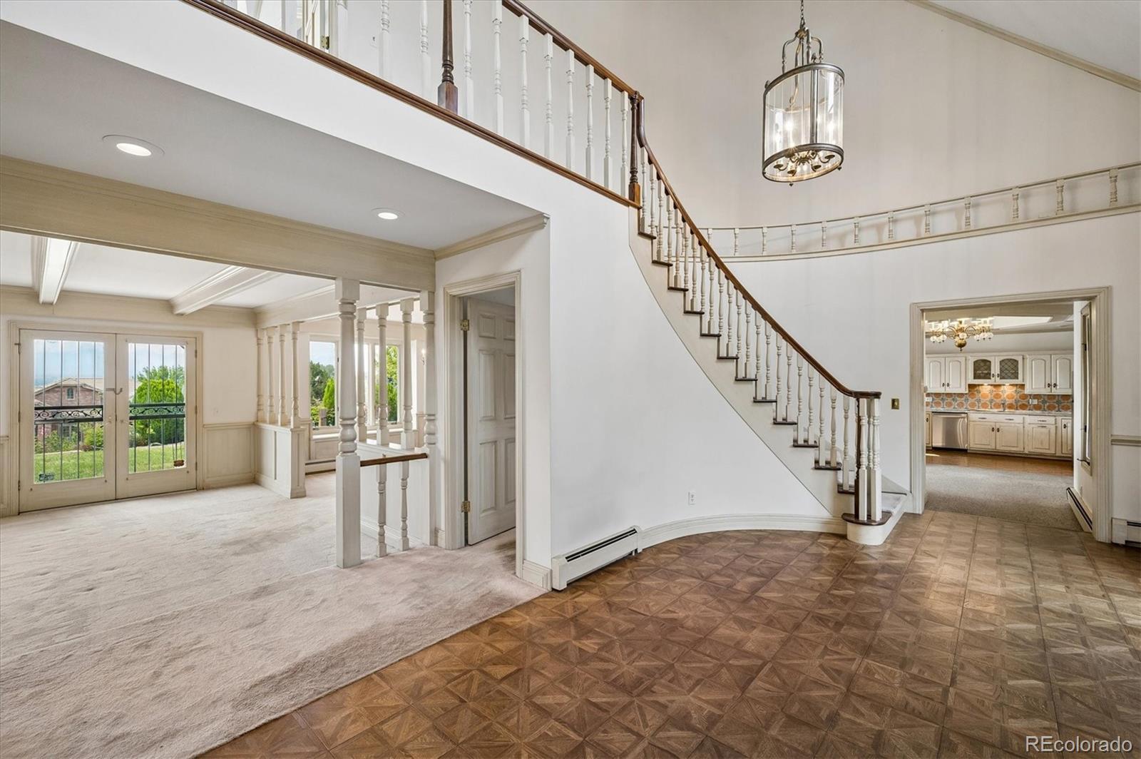 2530 S Gray Court
