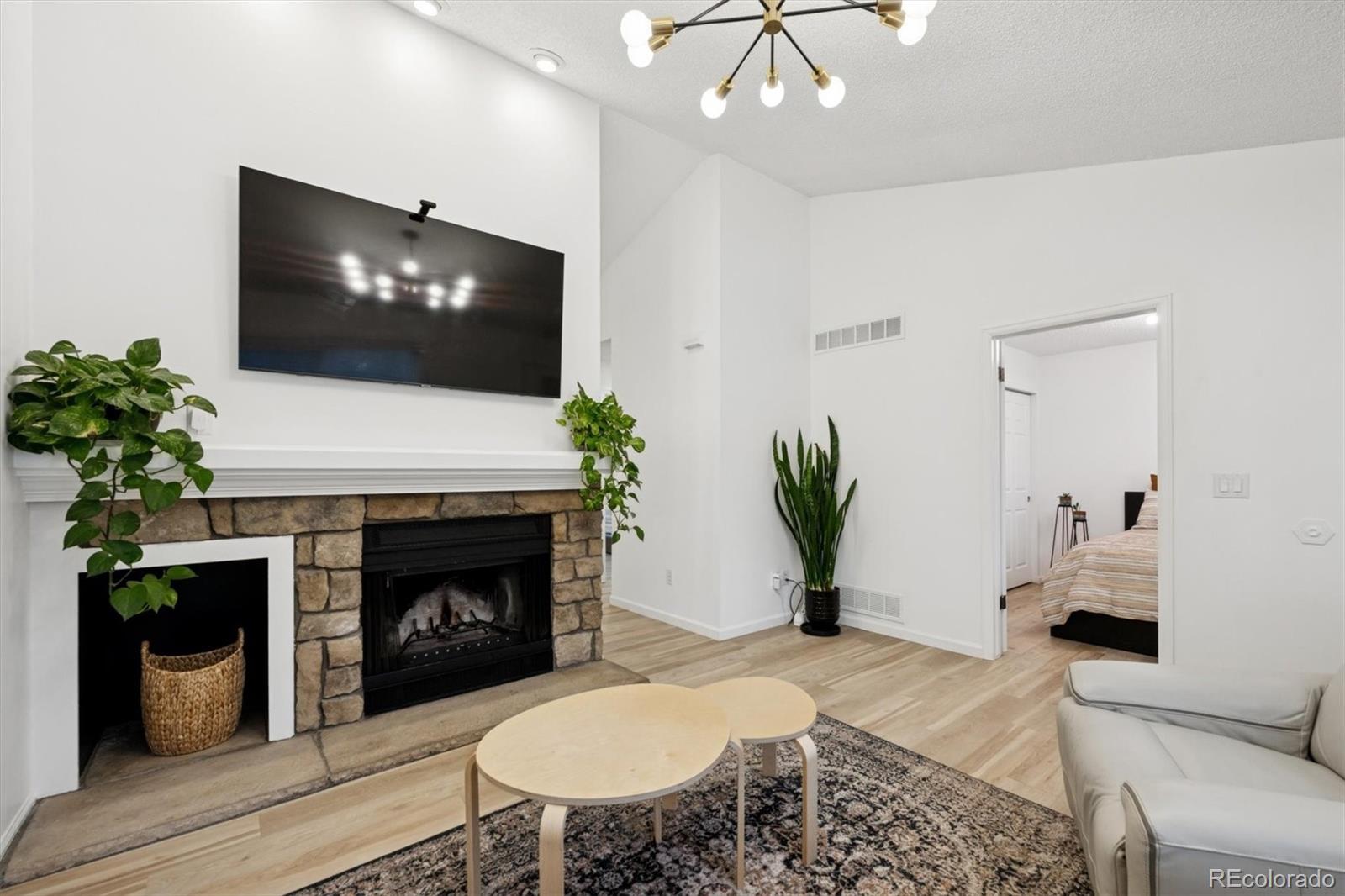 4720 S Dudley Street 1