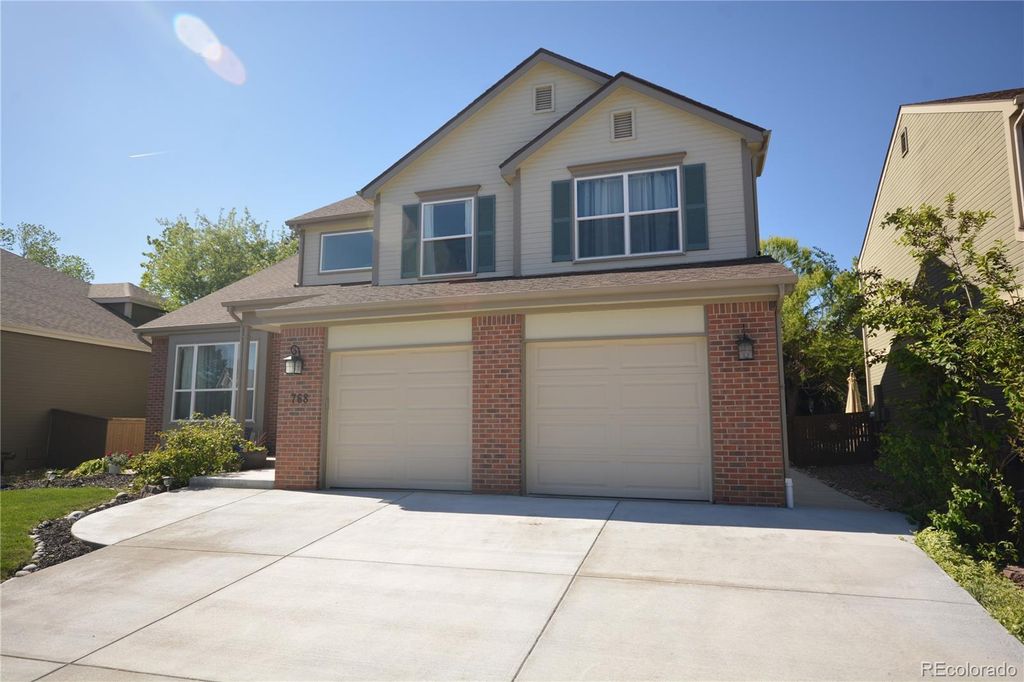 Photo of 768 Huntington Place, Highlands Ranch, CO 80126 (MLS # 9810281)