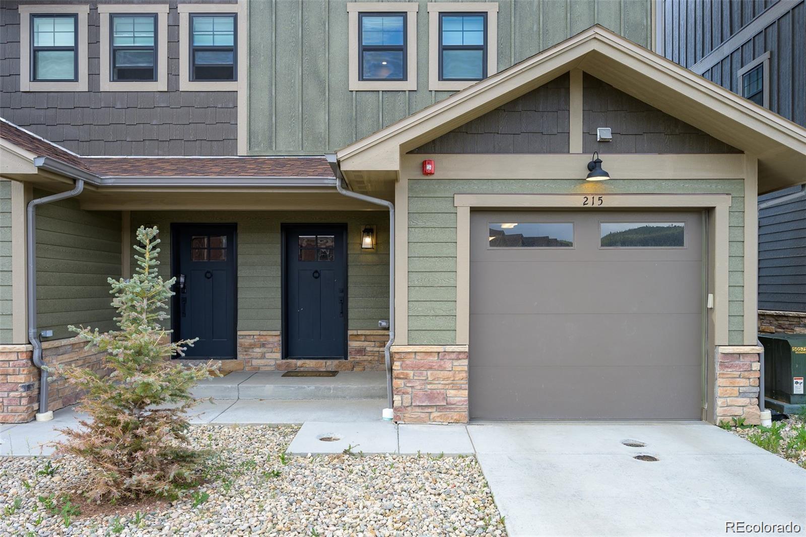 215 Eagle Ridge Circle