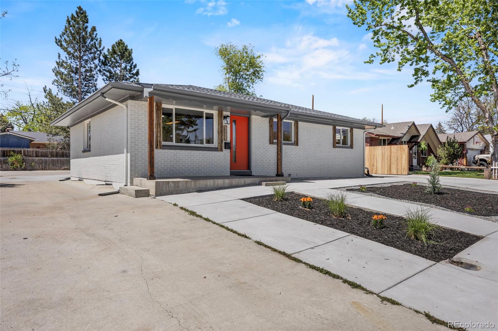 6411 Marshall