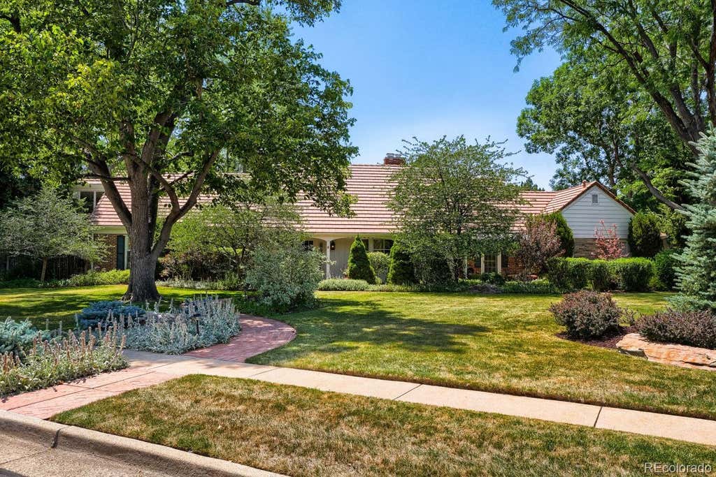 Photo of 5522 W Lakeridge Road, Lakewood, CO 80227 (MLS # 4799269)