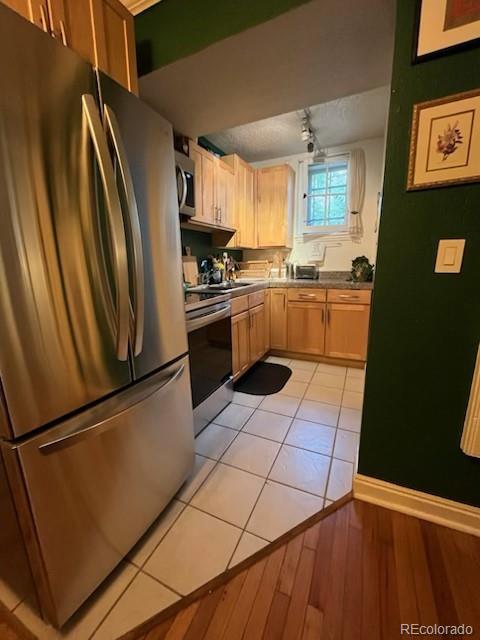 1024 E 14th Avenue 2