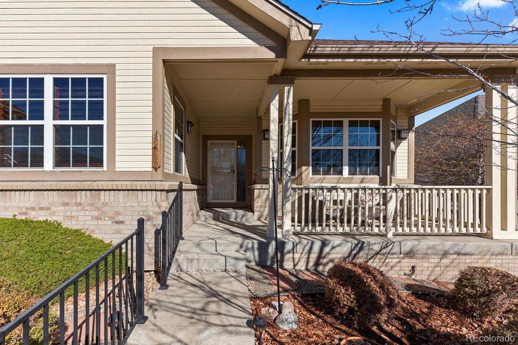 Photo of 8322 S Quatar Circle, Aurora, CO 80016 (MLS # 9432624)