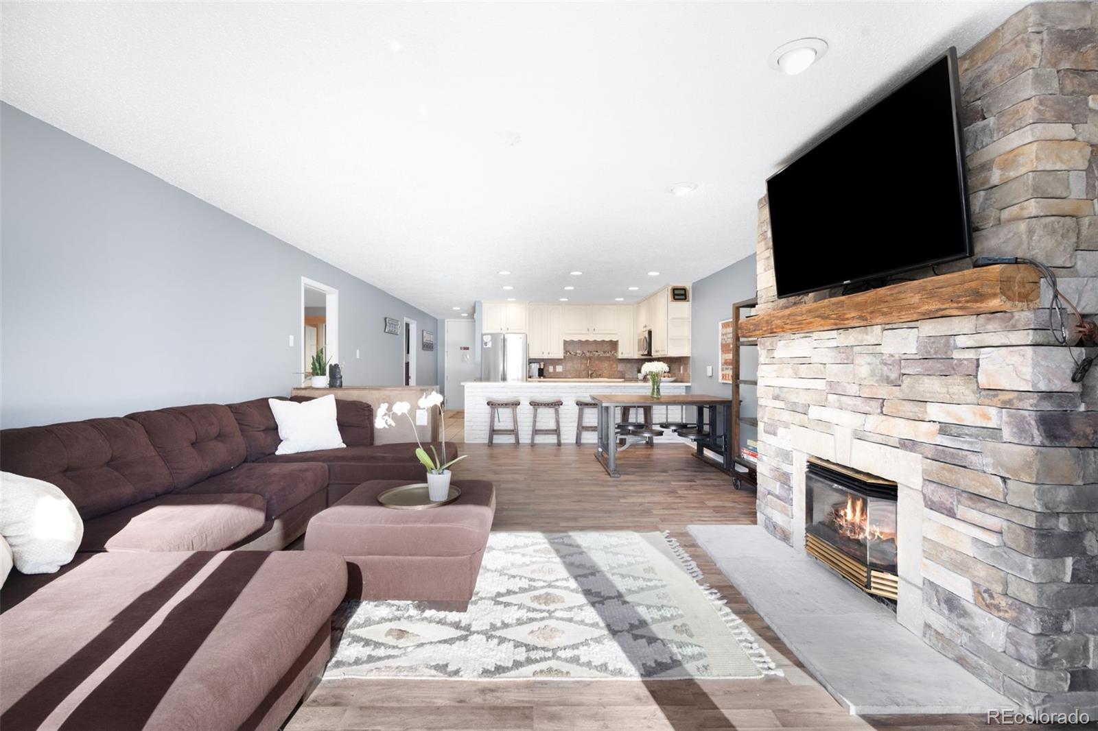 760 Copper Road F204