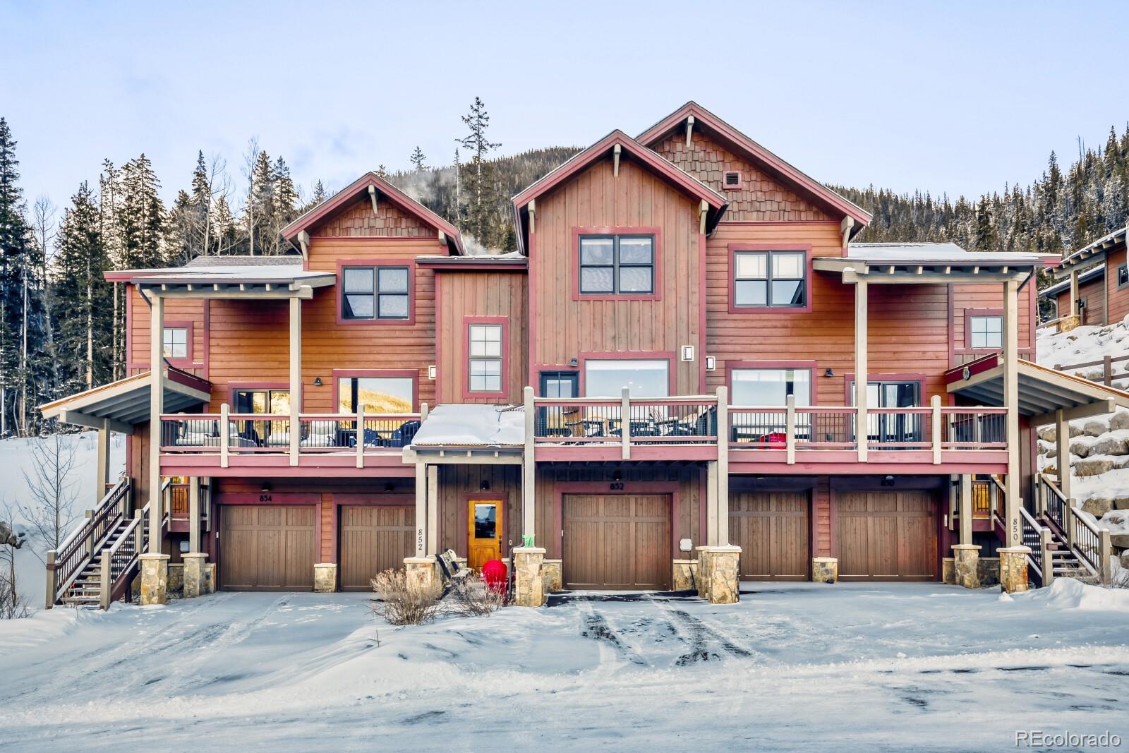 852 Independence Road