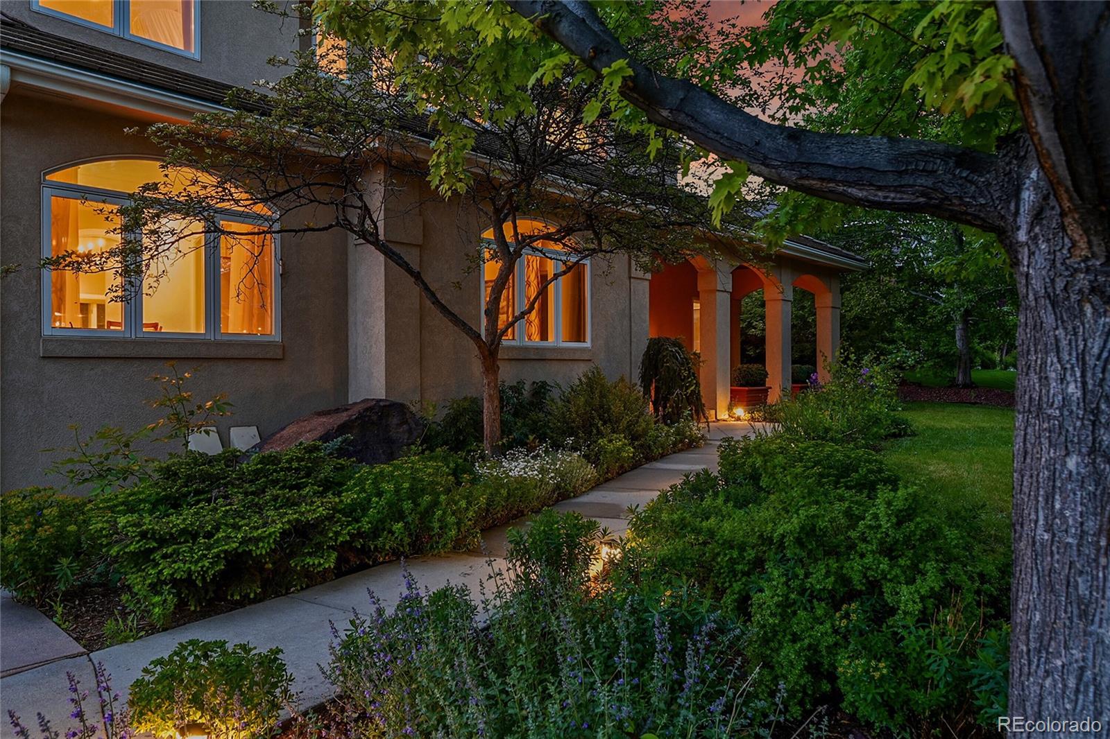 2558 Premier Place