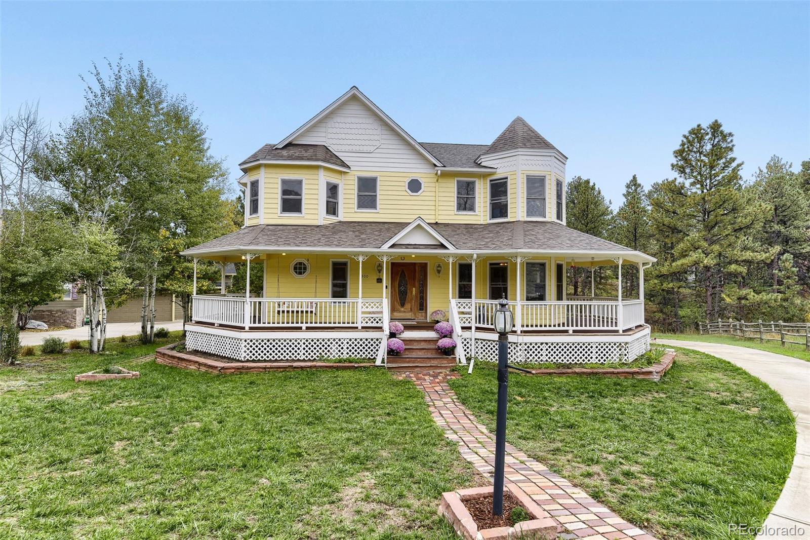 1300 Gambel Oaks Drive