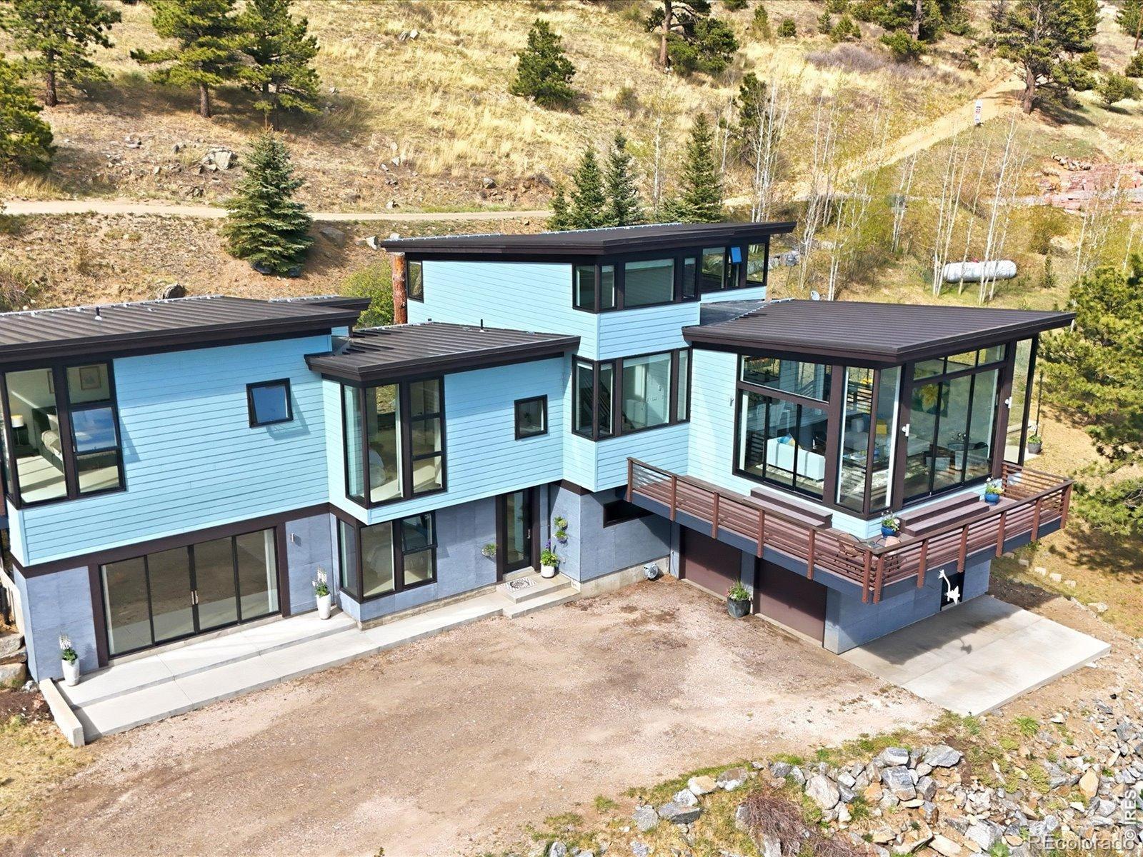 660 S Peak Road