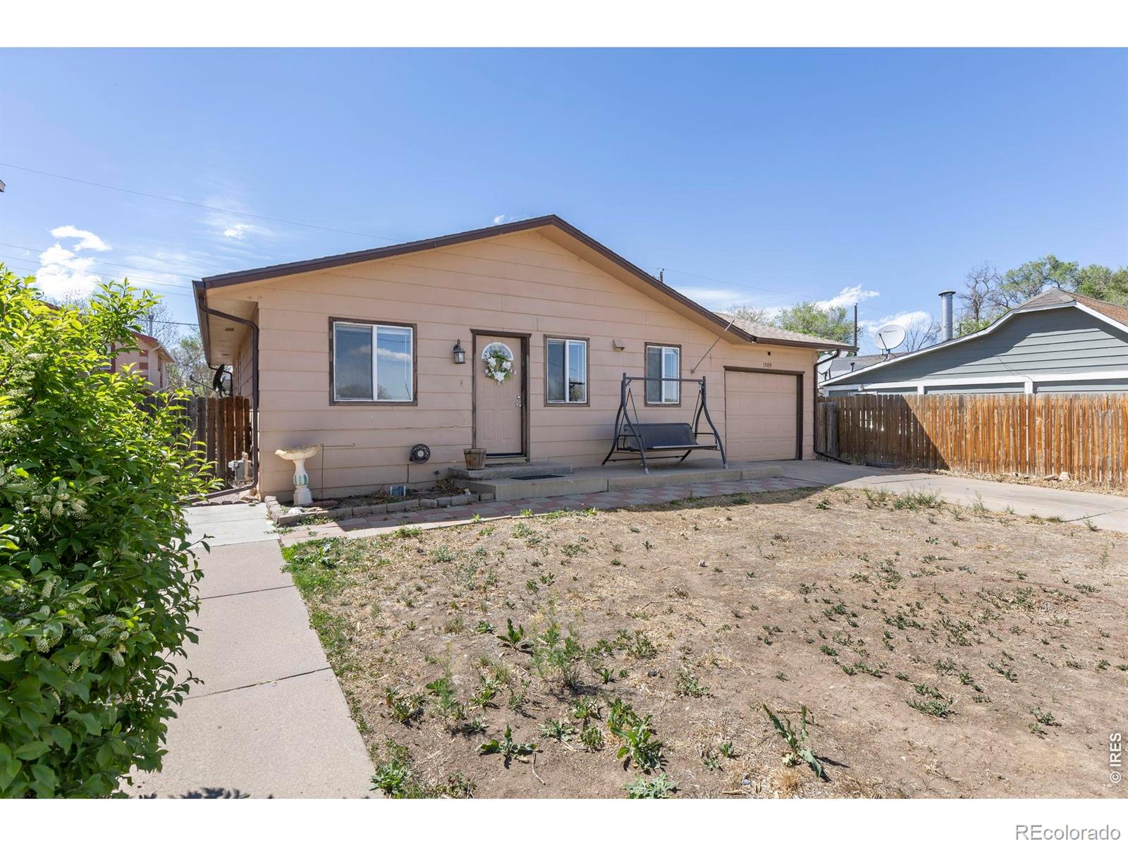 1509 N 25th Avenue
