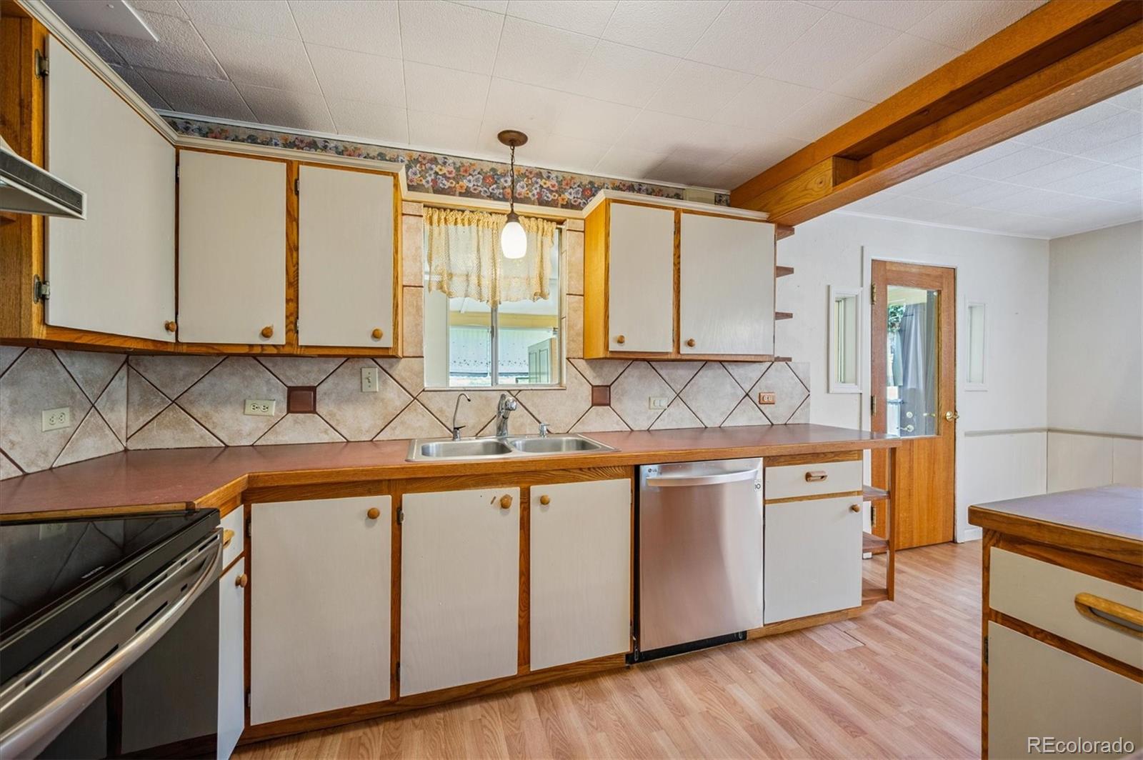 5818 S Skyline Drive, Evergreen, CO, 80439 4 5818 S Skyline Drive