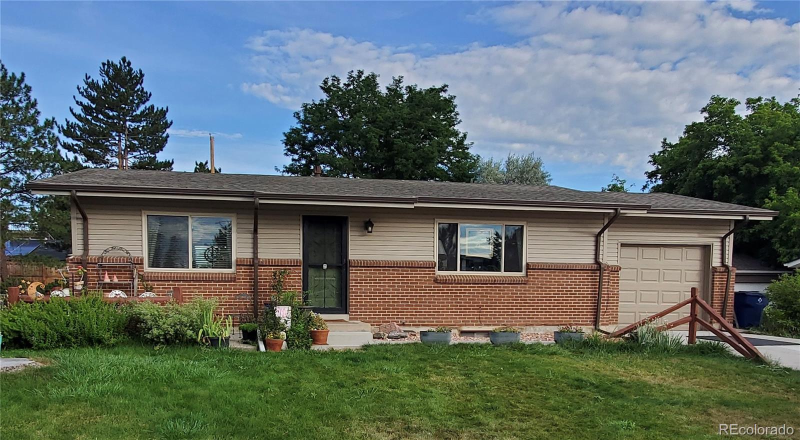 6043 S Cody Way