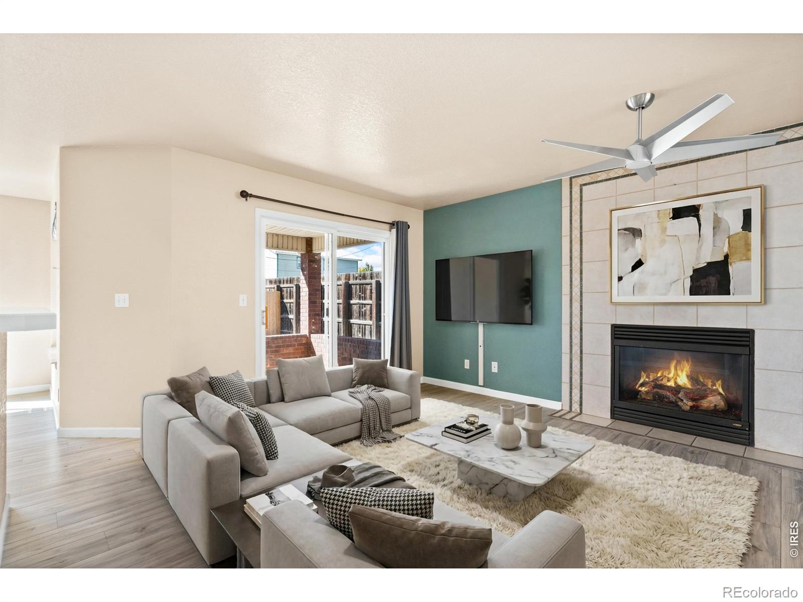300 3rd Street