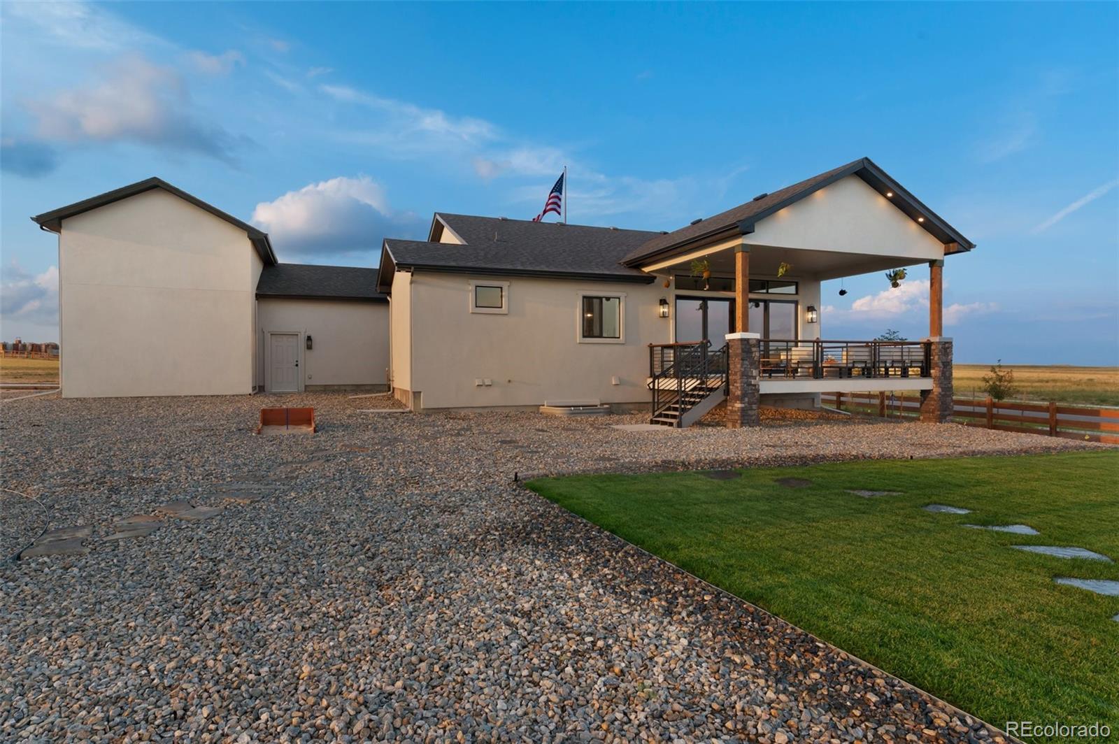 13147 Crescent Creek
