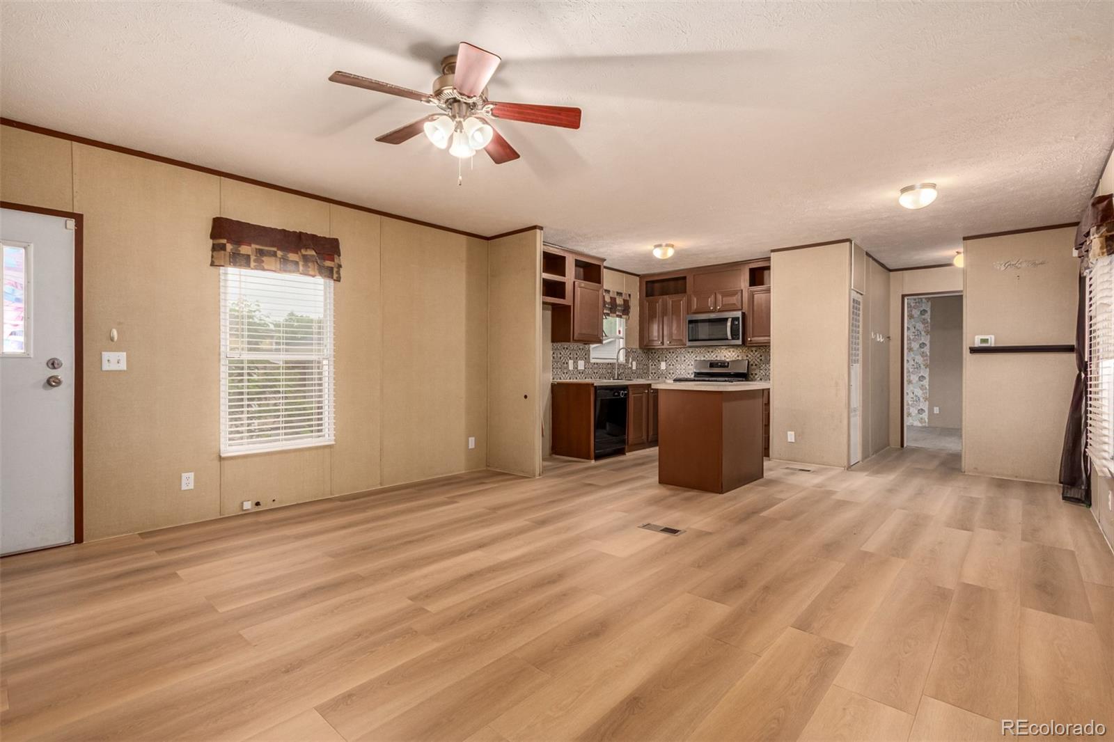 1614 Van Buren Way