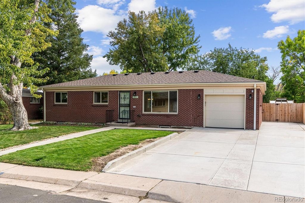 Photo of 3192 W Monmouth Avenue, Englewood, CO 80110 (MLS # 3786937)