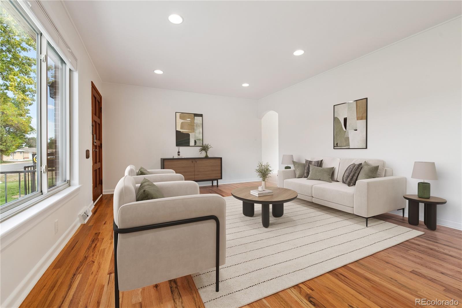 3192 W Monmouth Avenue