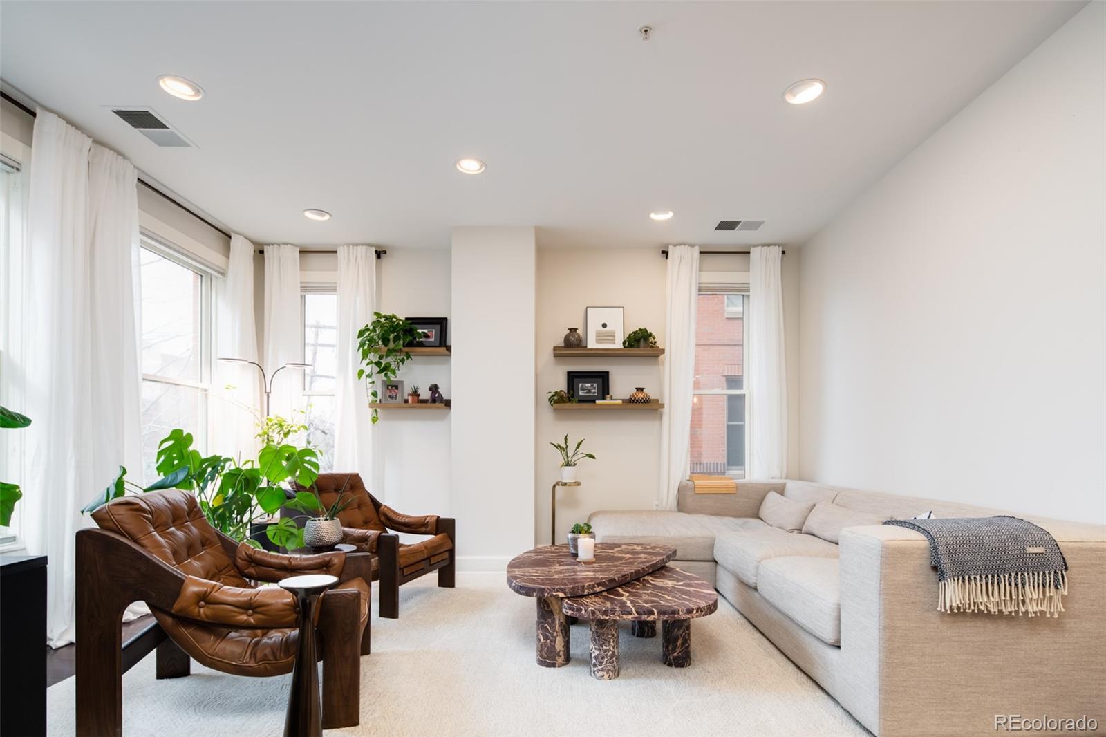 1631 N Emerson Street 217