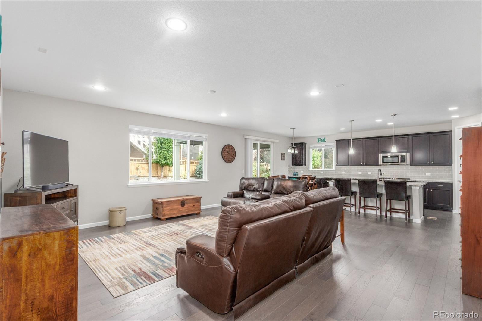 6695 Petunia Place