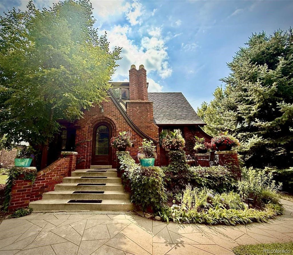 Photo of 3356 W 46th Avenue, Denver, CO 80211 (MLS # 4989755)