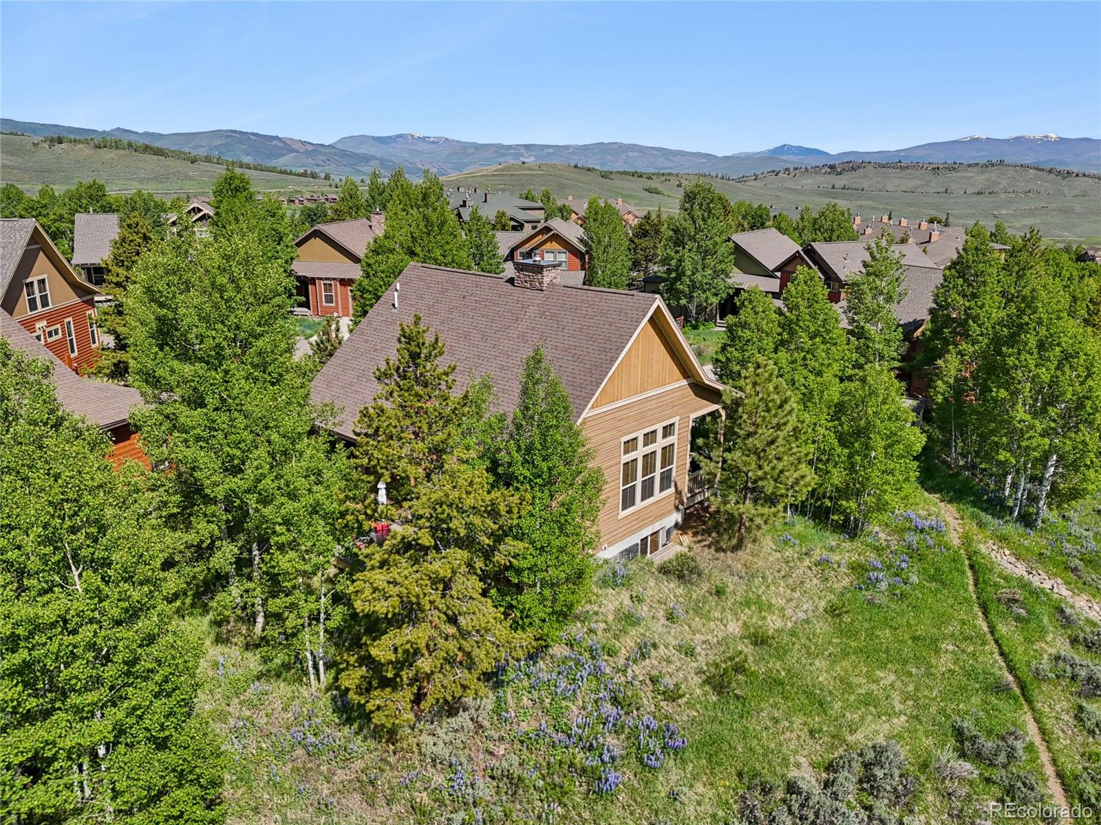 112 Deer Track Court