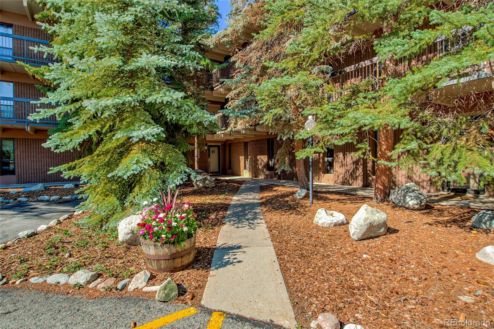 222 Creekside Drive 317