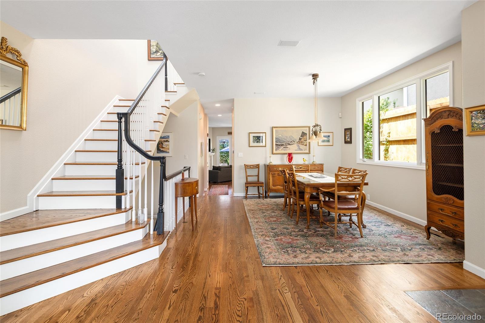 355 Steele Street