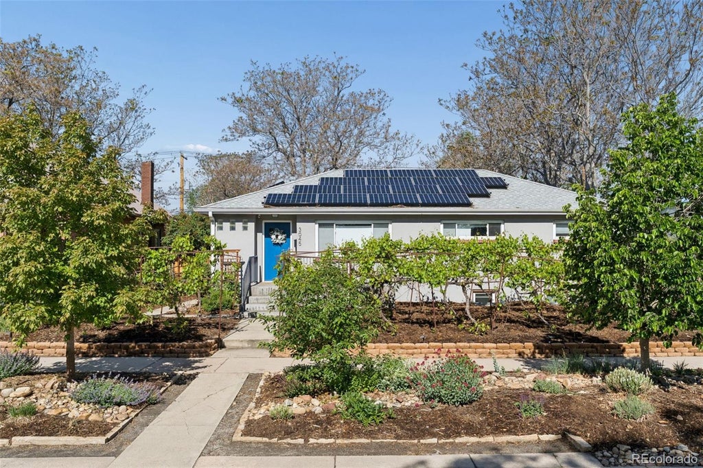 Photo of 3045 N Columbine Street, Denver, CO 80205 (MLS # 5435662)