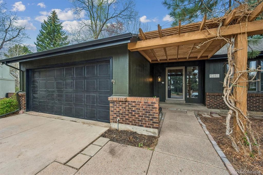 Photo of 5161 E Fair Drive, Centennial, CO 80121 (MLS # 8045307)