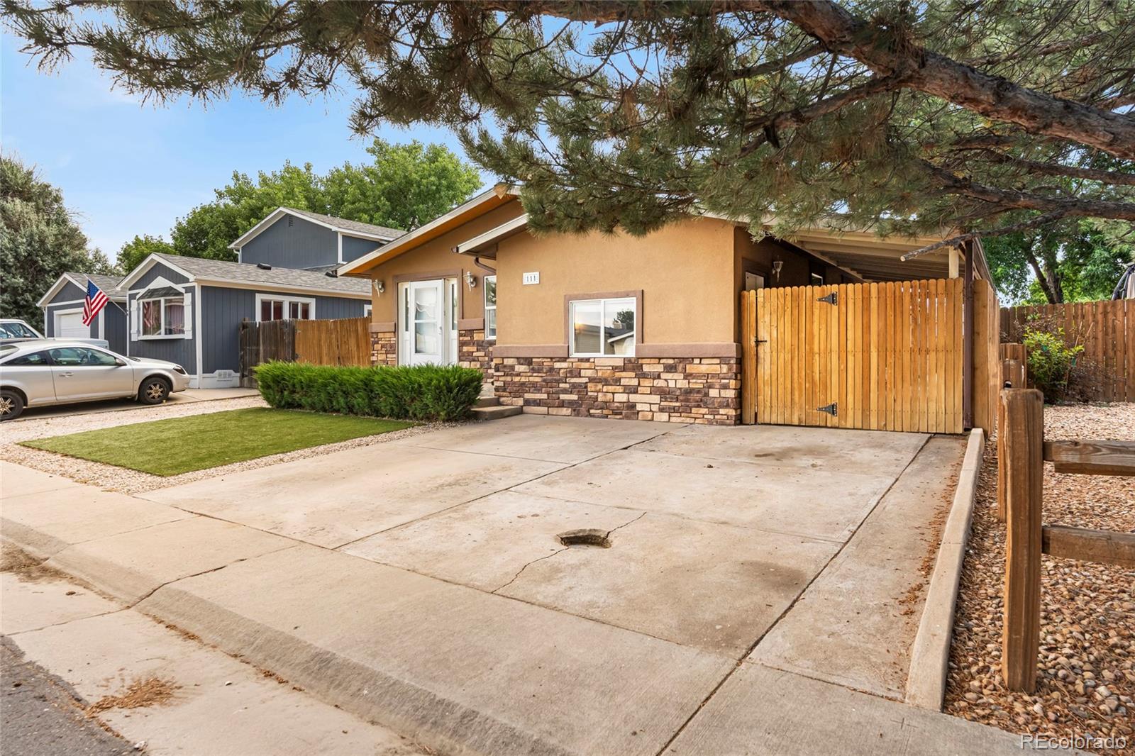 111 Yakima Street, Lochbuie, CO, 80603 2 111 Yakima Street