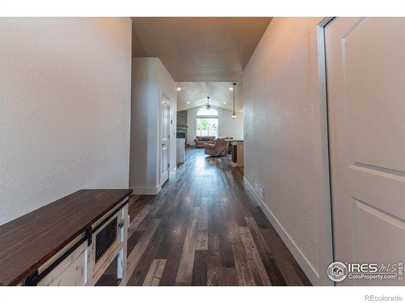 27850 Hopi Trail W