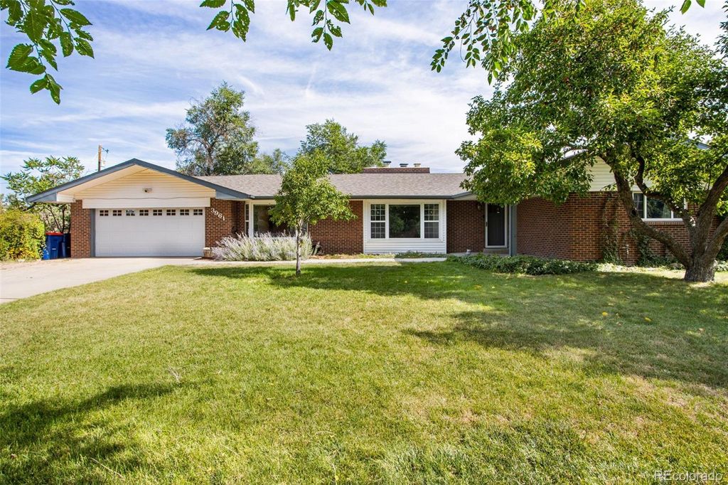 Photo of 3961 W 134th Place, Broomfield, CO 80020 (MLS # 3354805)