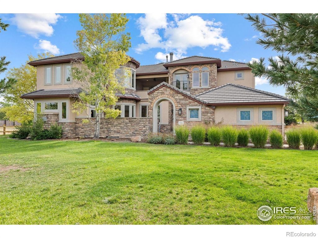 Photo of 8584 Summerlin Place, Longmont, CO 80503 (MLS # IR1042484)