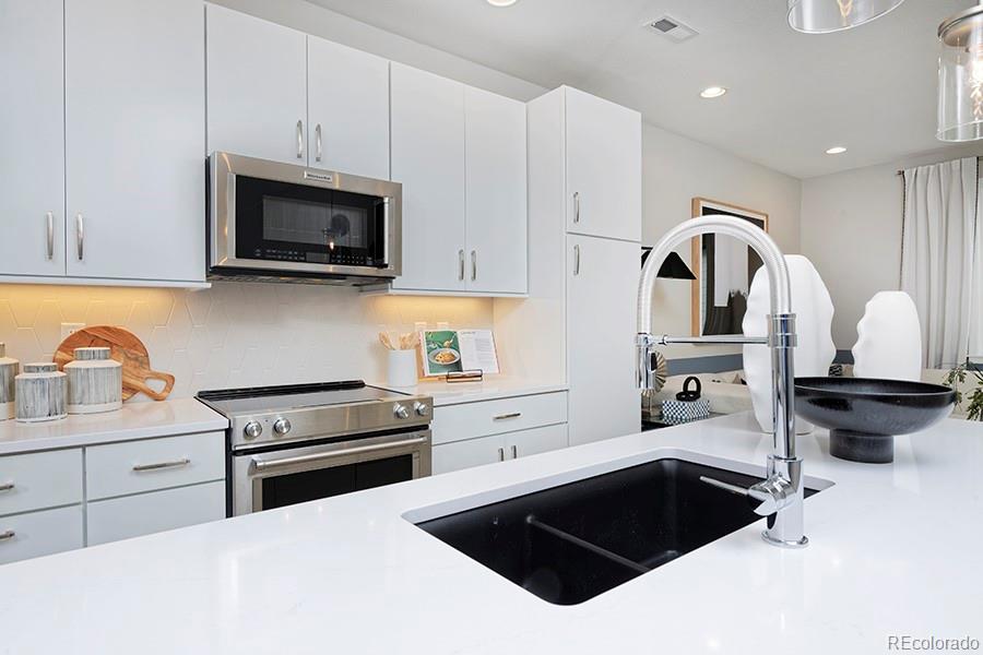 3263 W Frances Walsh Place