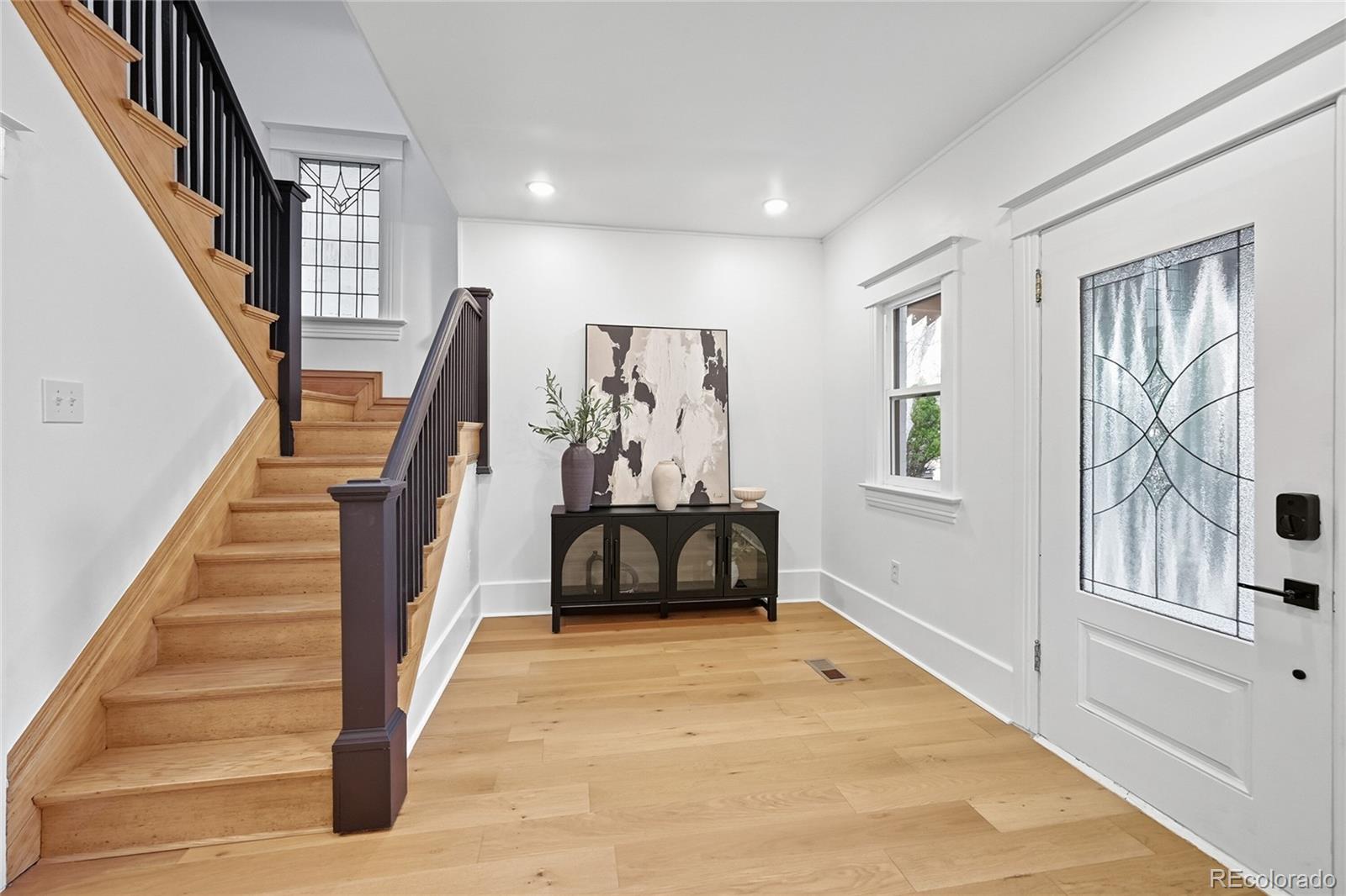 327 S Sherman Street