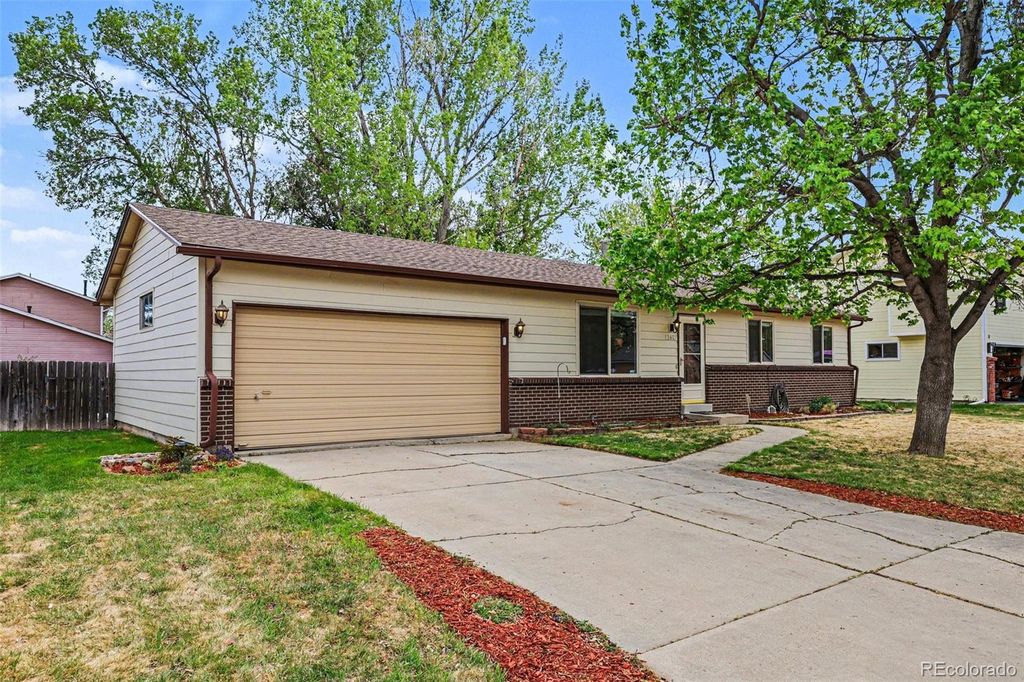 Photo of 11617 W 71st Drive, Arvada, CO 80004 (MLS # 7623315)