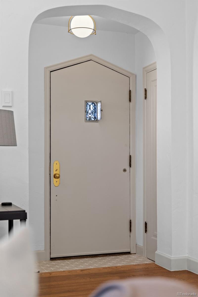 1467 Clermont Street