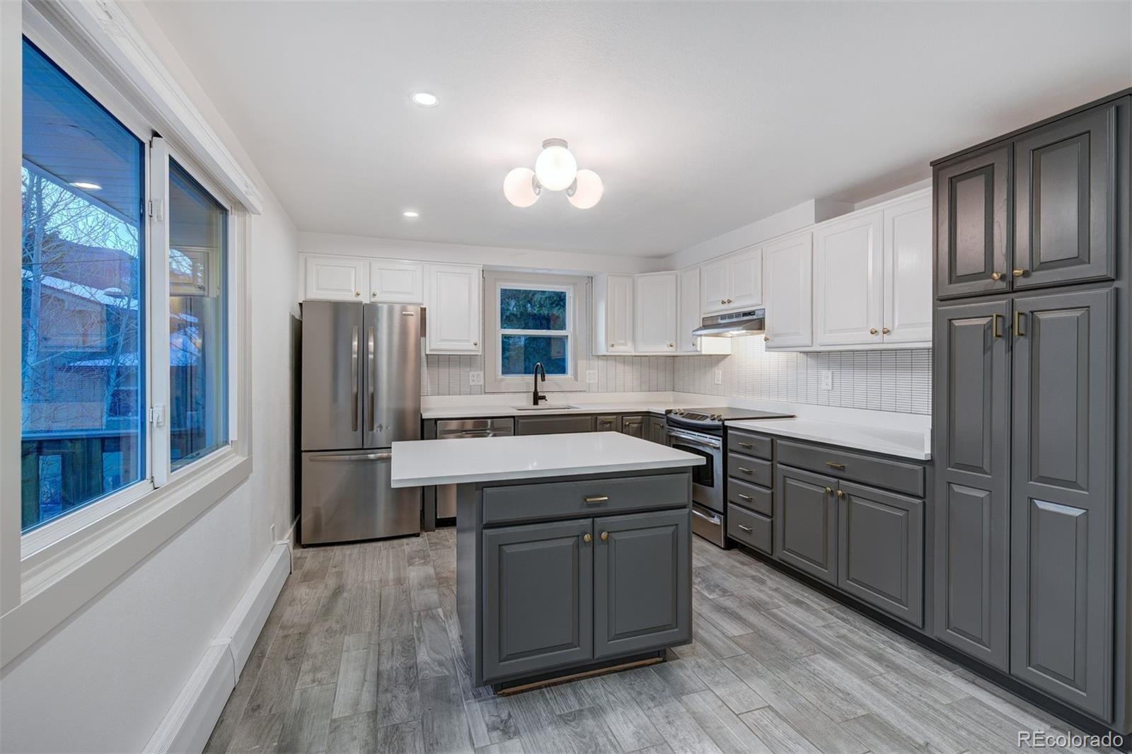 436 E Mountain Avenue