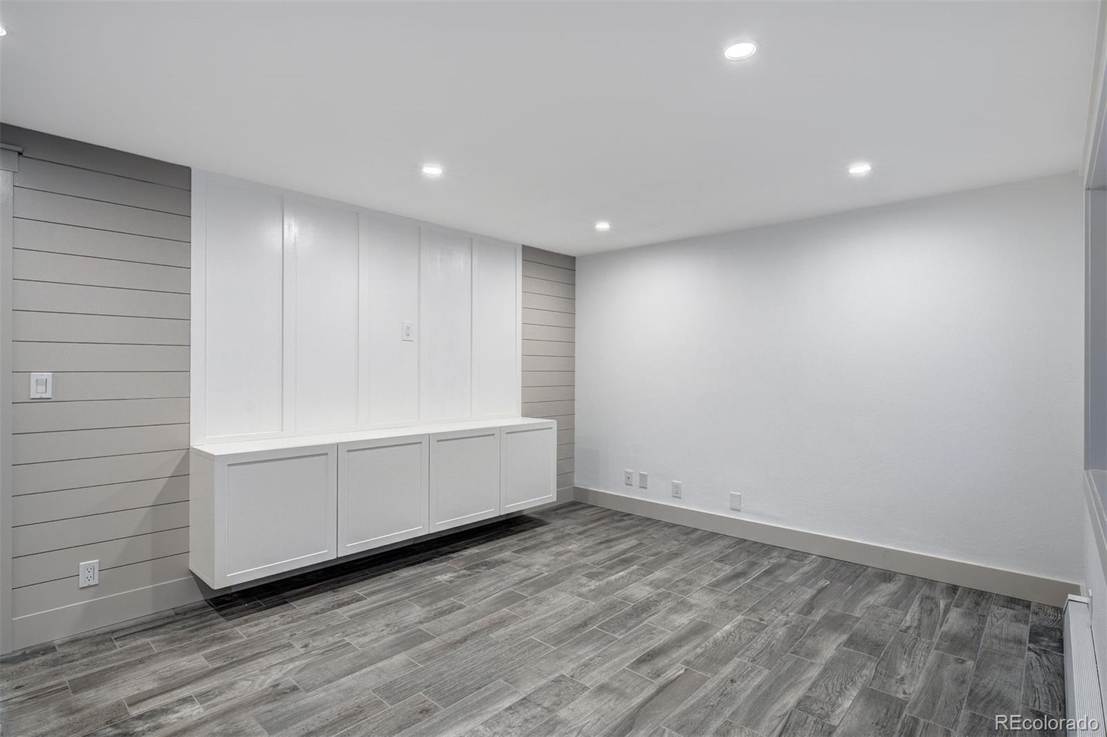 436 E Mountain Avenue