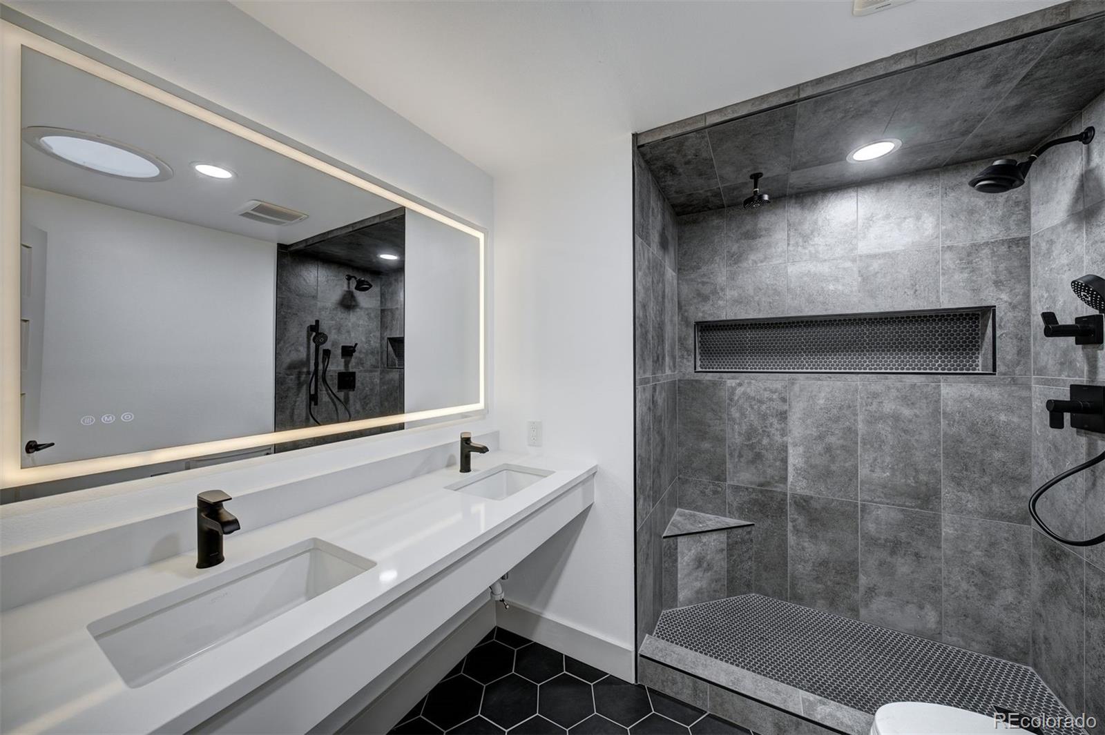 436 E Mountain Avenue