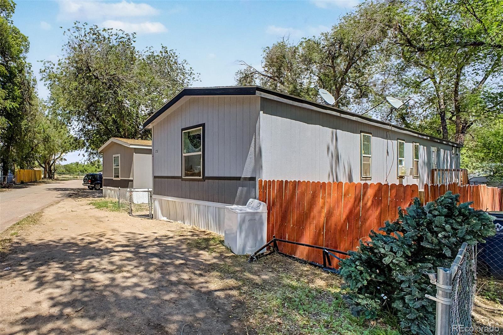 800 S Santa Fe Avenue