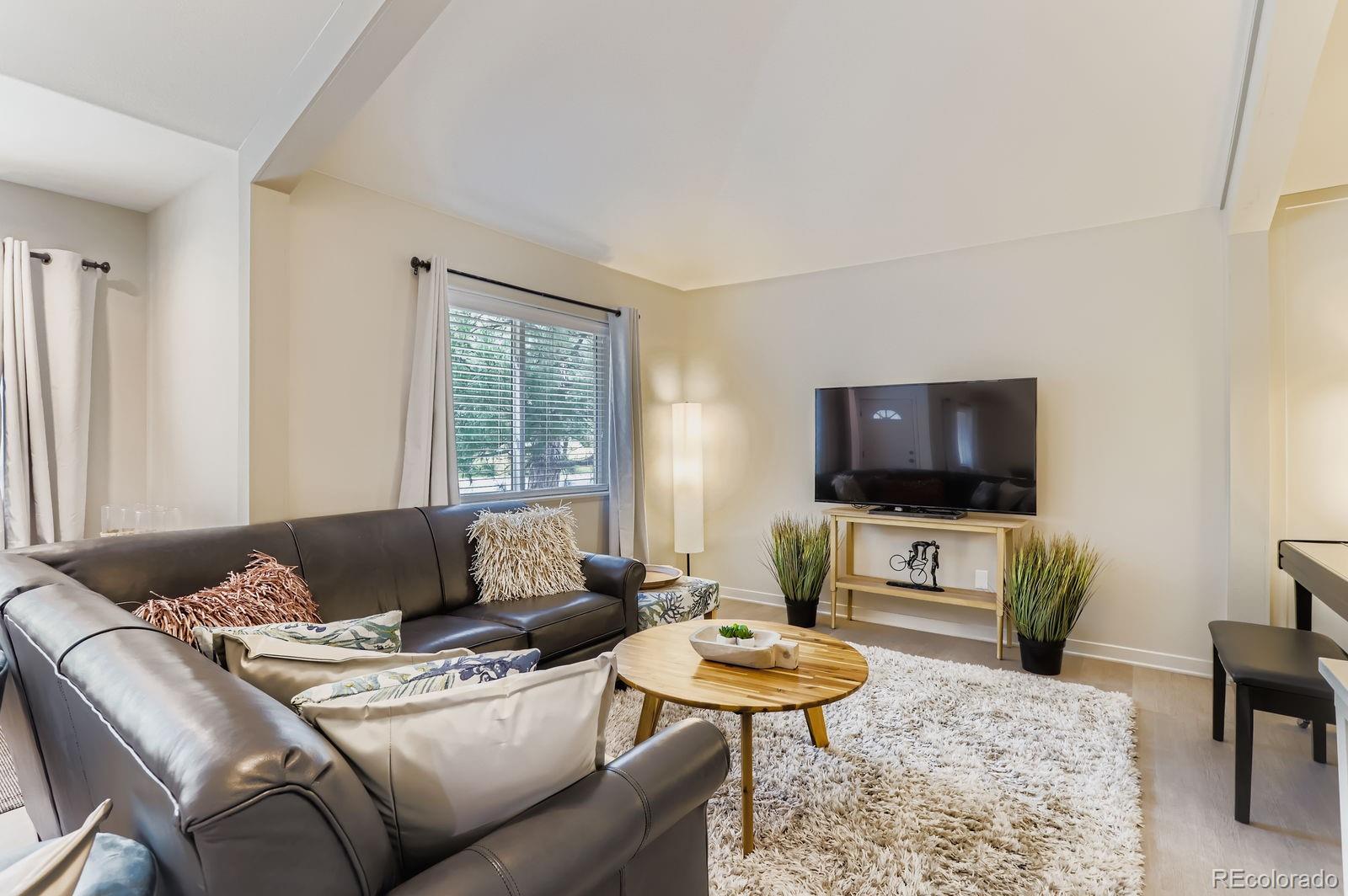 561 Ridgeview Drive