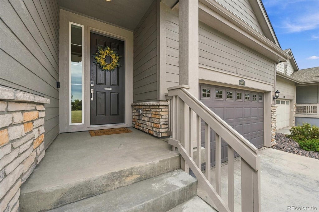 Photo of 8407 S Carr Way, Littleton, CO 80128 (MLS # 4098401)