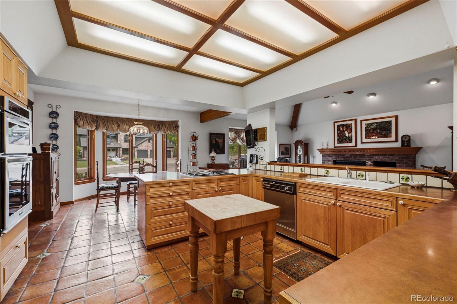 7334 S Meadow Ct, Boulder, CO, 80301, USA, 4 Bedrooms Bedrooms, ,5 BathroomsBathrooms,Residential,Contingent,7334 S Meadow Ct,6186709