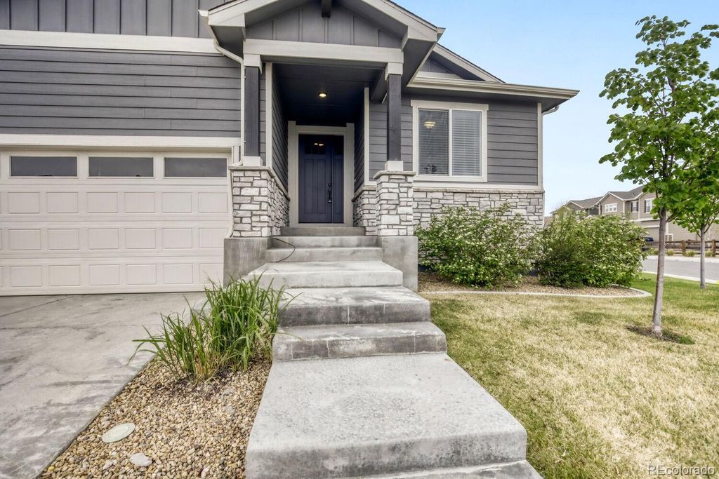 Photo of 2993 Lake Verna Drive, Loveland, CO 80538 (MLS # 8185028)