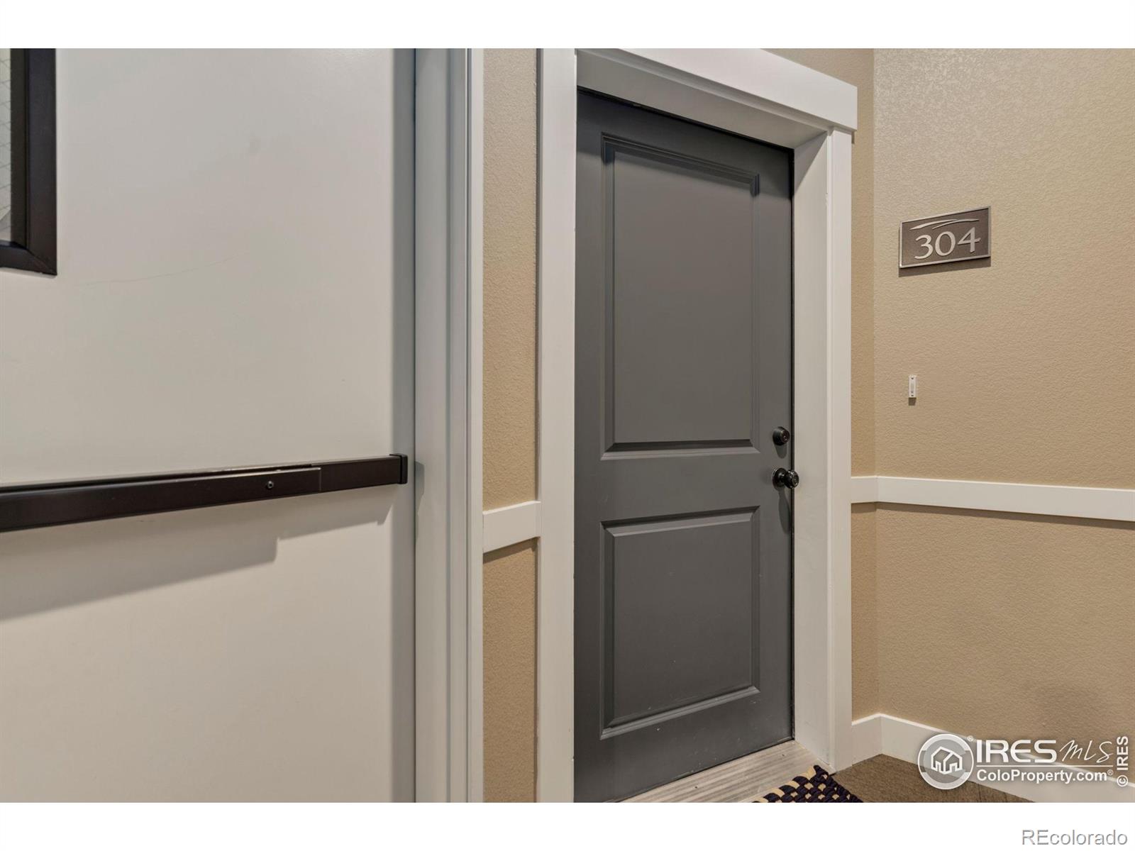 4672 Hahns Peak Drive 304