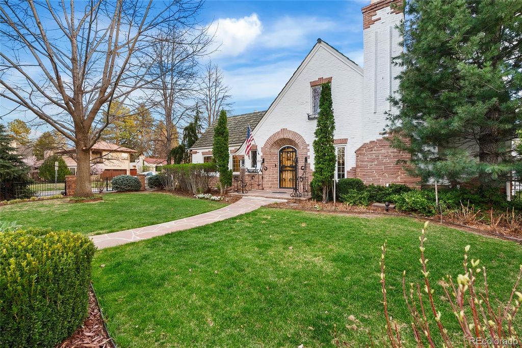Photo of 5530 E 6th Avenue, Denver, CO 80220 (MLS # 7049127)